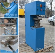 Пресс для изготовления конька крыши